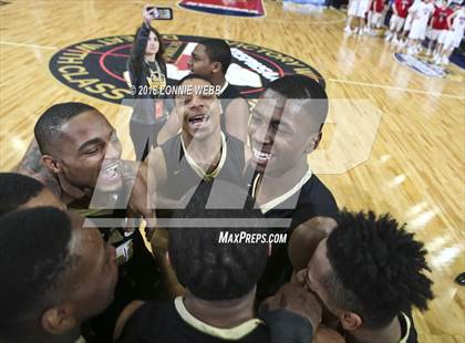 Thumbnail 2 in East vs. Moriah (NYSPHSAA Class D Final) photogallery.