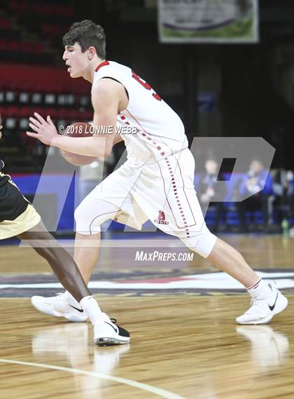 Thumbnail 3 in East vs. Moriah (NYSPHSAA Class D Final) photogallery.