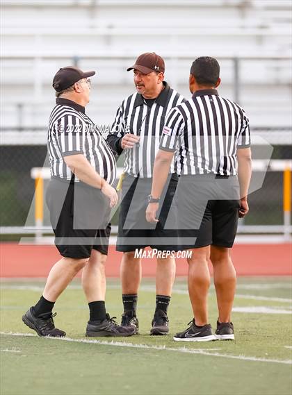 Thumbnail 1 in Marin Catholic @ San Ramon Valley (CIFNCS D1 Quarterfinals) photogallery.