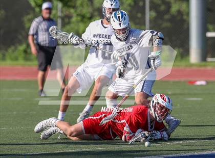 Thumbnail 2 in Staples vs. Fairfield Prep (CIAC Class L 1st Round) photogallery.