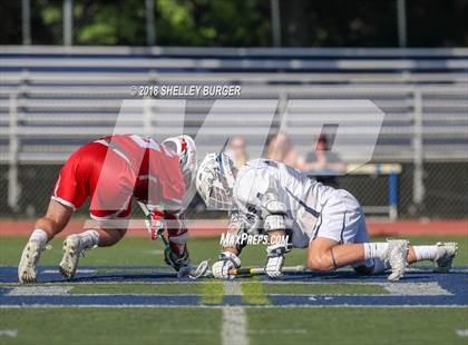 Thumbnail 1 in Staples vs. Fairfield Prep (CIAC Class L 1st Round) photogallery.