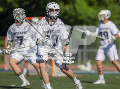 Thumbnail 3 in Staples vs. Fairfield Prep (CIAC Class L 1st Round) photogallery.