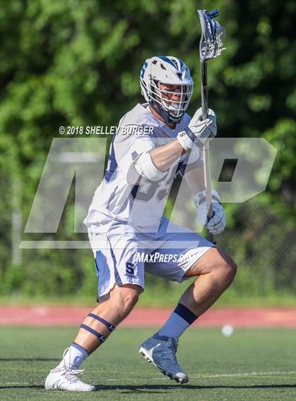Thumbnail 2 in Staples vs. Fairfield Prep (CIAC Class L 1st Round) photogallery.