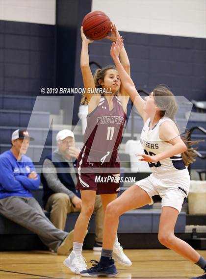 Thumbnail 1 in Thorsby vs. Jemison (Chilton County Tournament) photogallery.
