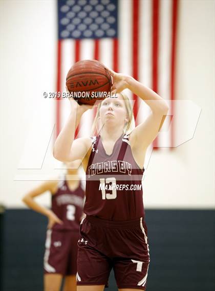 Thumbnail 1 in Thorsby vs. Jemison (Chilton County Tournament) photogallery.
