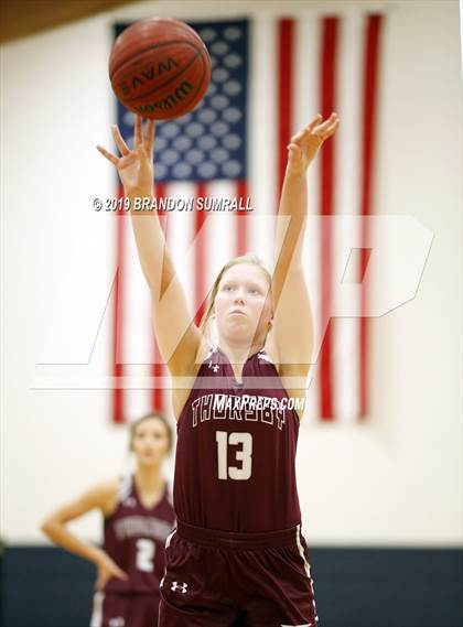 Thumbnail 2 in Thorsby vs. Jemison (Chilton County Tournament) photogallery.