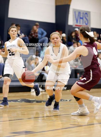 Thumbnail 3 in Thorsby vs. Jemison (Chilton County Tournament) photogallery.
