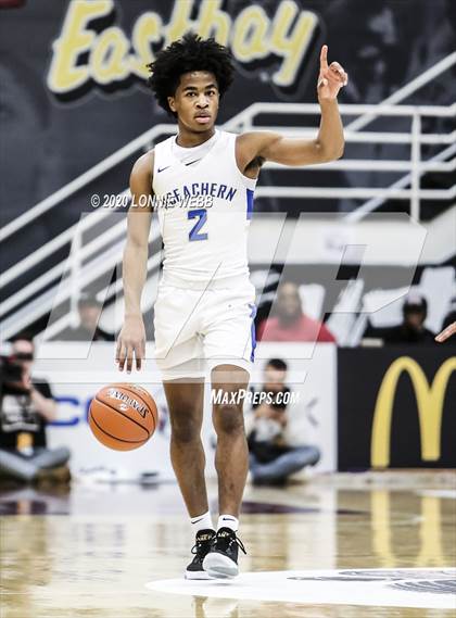 Thumbnail 2 in Montverde Academy vs. McEachern (Spalding Hoophall Classic) photogallery.