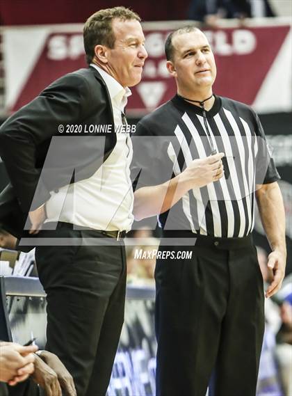 Thumbnail 1 in Montverde Academy vs. McEachern (Spalding Hoophall Classic) photogallery.