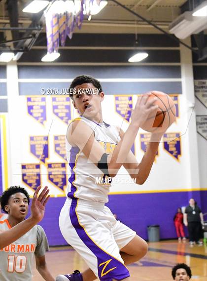 Thumbnail 3 in Durango vs Bishop Gorman photogallery.