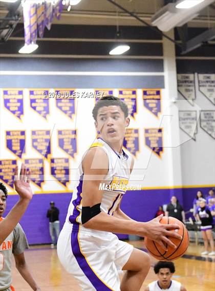 Thumbnail 1 in Durango vs Bishop Gorman photogallery.