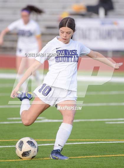 Thumbnail 1 in Sunrise Mountain vs Casteel (AIA 5A Finals) photogallery.