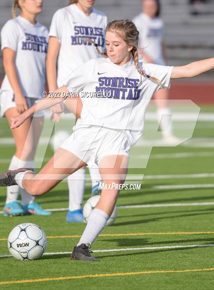 Thumbnail 3 in Sunrise Mountain vs Casteel (AIA 5A Finals) photogallery.