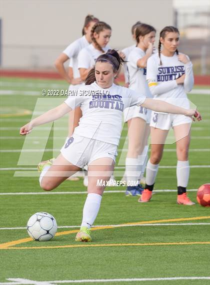 Thumbnail 2 in Sunrise Mountain vs Casteel (AIA 5A Finals) photogallery.