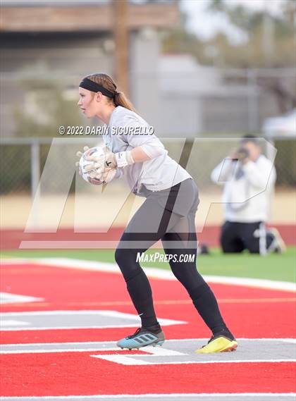 Thumbnail 1 in Sunrise Mountain vs Casteel (AIA 5A Finals) photogallery.