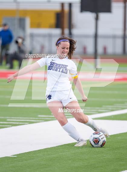 Thumbnail 2 in Sunrise Mountain vs Casteel (AIA 5A Finals) photogallery.