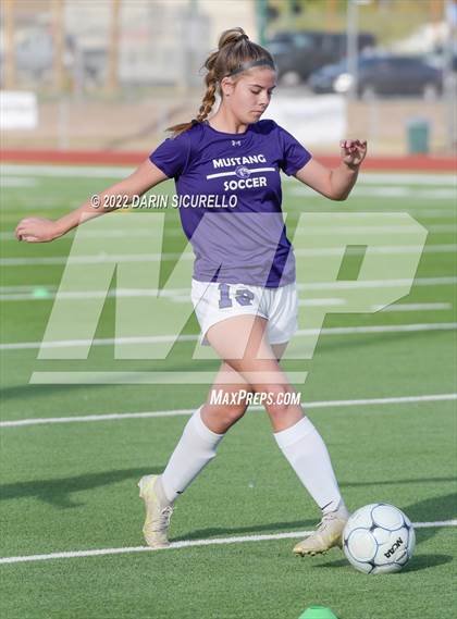 Thumbnail 1 in Sunrise Mountain vs Casteel (AIA 5A Finals) photogallery.