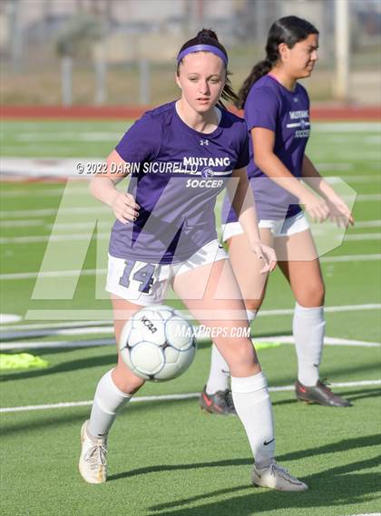 Thumbnail 3 in Sunrise Mountain vs Casteel (AIA 5A Finals) photogallery.