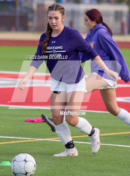 Thumbnail 1 in Sunrise Mountain vs Casteel (AIA 5A Finals) photogallery.