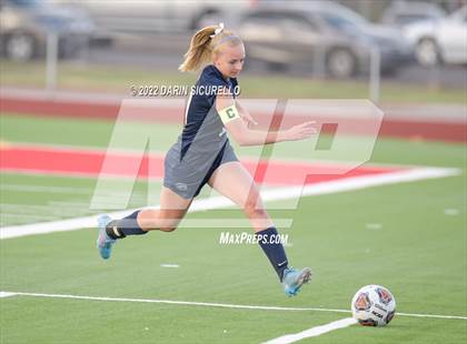 Thumbnail 2 in Sunrise Mountain vs Casteel (AIA 5A Finals) photogallery.