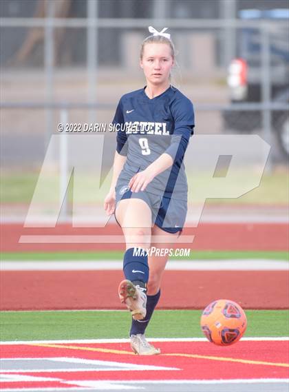 Thumbnail 3 in Sunrise Mountain vs Casteel (AIA 5A Finals) photogallery.