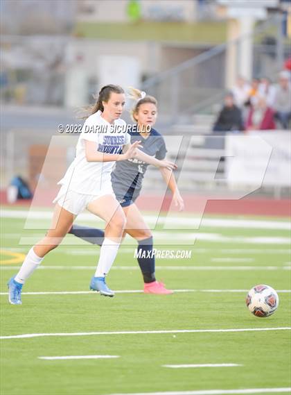 Thumbnail 1 in Sunrise Mountain vs Casteel (AIA 5A Finals) photogallery.