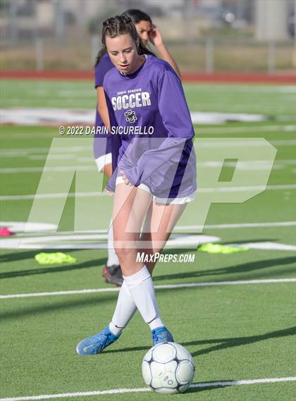 Thumbnail 2 in Sunrise Mountain vs Casteel (AIA 5A Finals) photogallery.