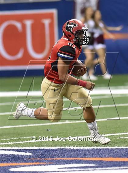 Thumbnail 1 in Victoria East Vs Uvalde (UIL 5A Bi-District Playoffs) photogallery.