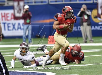 Thumbnail 2 in Victoria East Vs Uvalde (UIL 5A Bi-District Playoffs) photogallery.