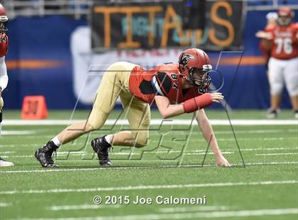 Thumbnail 2 in Victoria East Vs Uvalde (UIL 5A Bi-District Playoffs) photogallery.