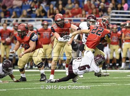 Thumbnail 1 in Victoria East Vs Uvalde (UIL 5A Bi-District Playoffs) photogallery.