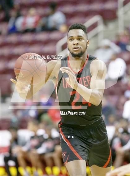 Thumbnail 3 in Monsignor Bonner/Archbishop Prendergast Catholic vs. Imhotep Charter (PIAA 4A Championship) photogallery.