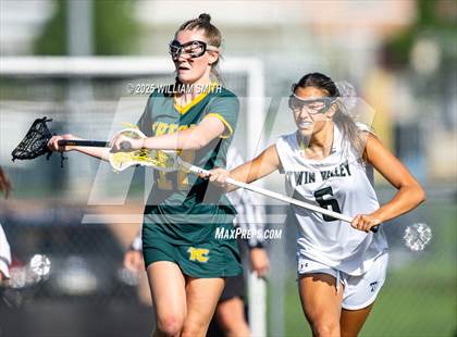 Thumbnail 3 in Twin Valley vs York Catholic (PIAA District III, Class 2A, Round 2) photogallery.