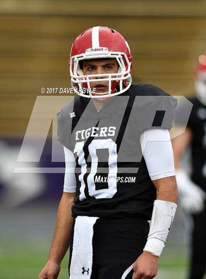 Thumbnail 1 in Kanab vs. Milford (UHSAA 1A Semifinal) photogallery.