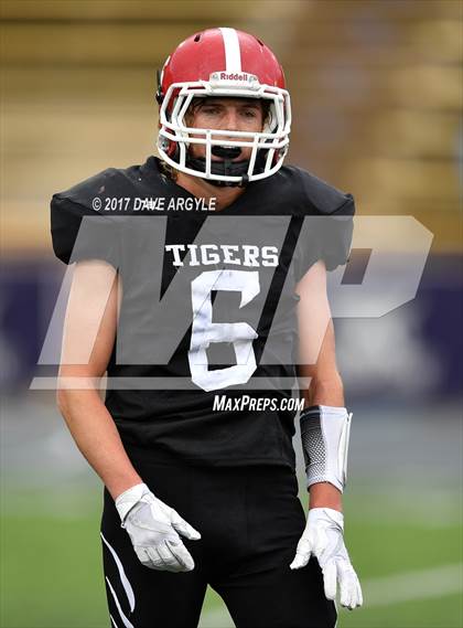 Thumbnail 2 in Kanab vs. Milford (UHSAA 1A Semifinal) photogallery.