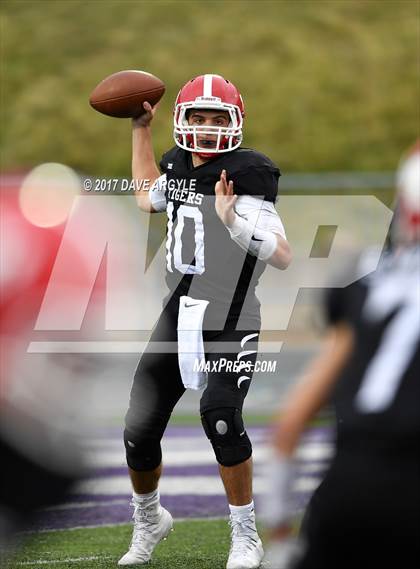 Thumbnail 3 in Kanab vs. Milford (UHSAA 1A Semifinal) photogallery.