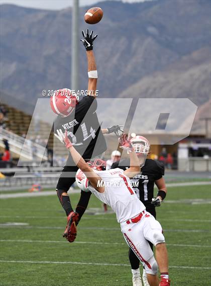 Thumbnail 2 in Kanab vs. Milford (UHSAA 1A Semifinal) photogallery.