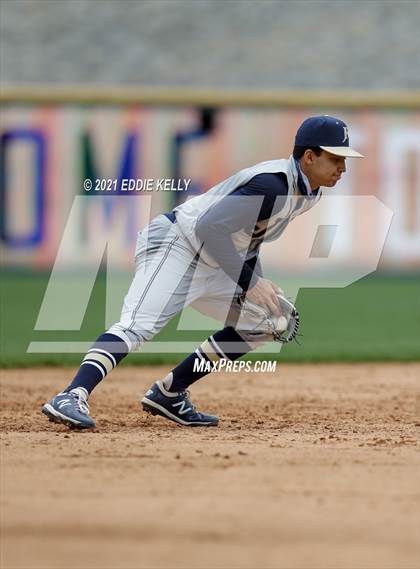 Thumbnail 2 in Dallas Jesuit vs McKinney North (Frisco Tournament) photogallery.