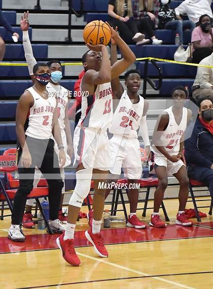Thumbnail 1 in James Clemens @ Bob Jones photogallery.