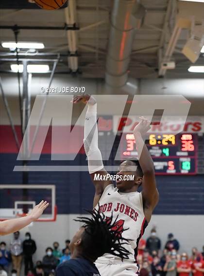 Thumbnail 2 in James Clemens @ Bob Jones photogallery.
