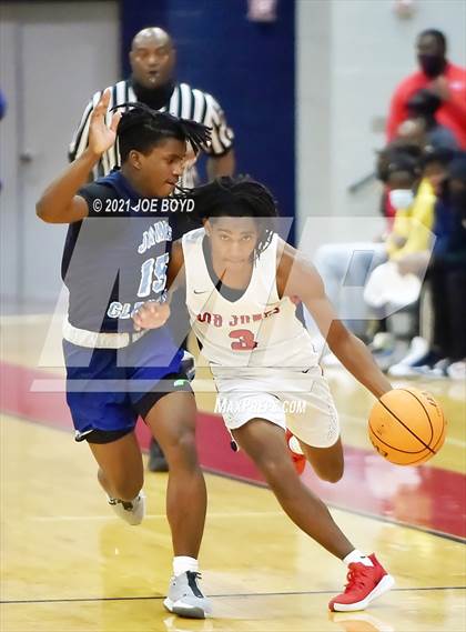 Thumbnail 1 in James Clemens @ Bob Jones photogallery.