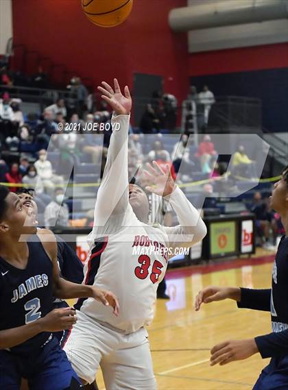 Thumbnail 1 in James Clemens @ Bob Jones photogallery.