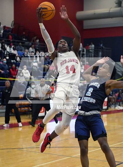 Thumbnail 1 in James Clemens @ Bob Jones photogallery.