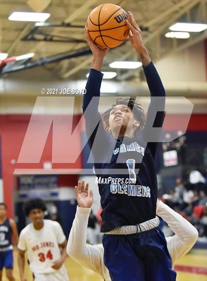 Thumbnail 1 in James Clemens @ Bob Jones photogallery.