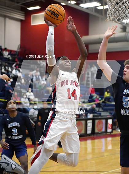 Thumbnail 2 in James Clemens @ Bob Jones photogallery.
