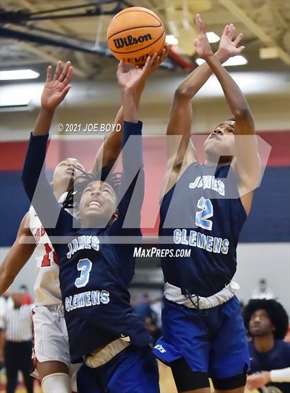 Thumbnail 3 in James Clemens @ Bob Jones photogallery.