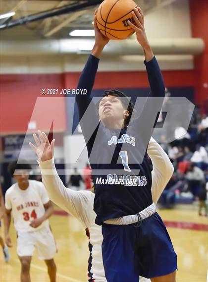 Thumbnail 3 in James Clemens @ Bob Jones photogallery.
