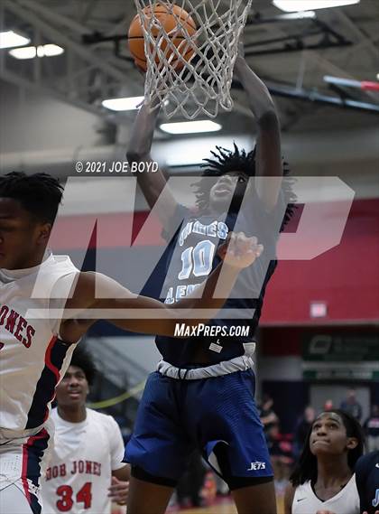 Thumbnail 1 in James Clemens @ Bob Jones photogallery.