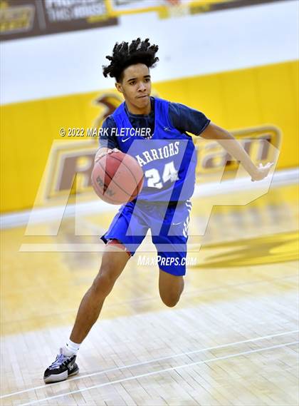 Thumbnail 3 in Salem vs Mastery (MLK Classic at Rowan University) photogallery.