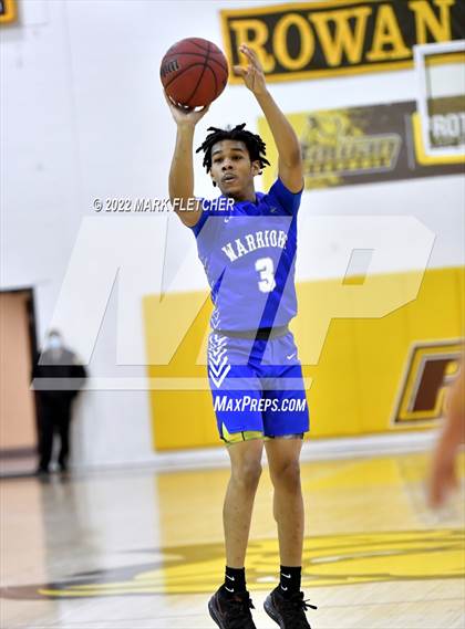 Thumbnail 2 in Salem vs Mastery (MLK Classic at Rowan University) photogallery.